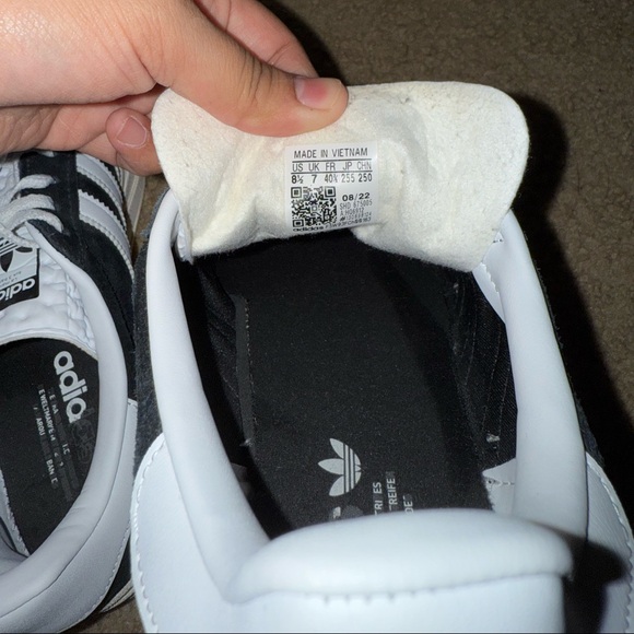 Shoes - Picture 8 of 10